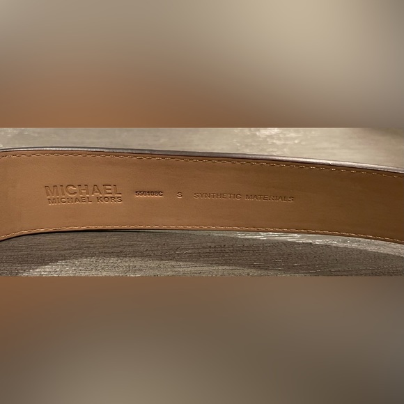 Michael Kors Belt - Picture 3 of 6